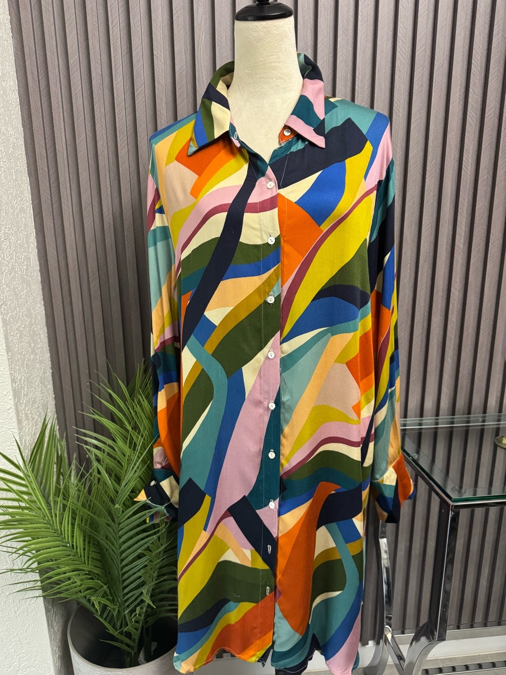Velvet by Graham & Spencer Ayleen Picasso Print Button Up Dress